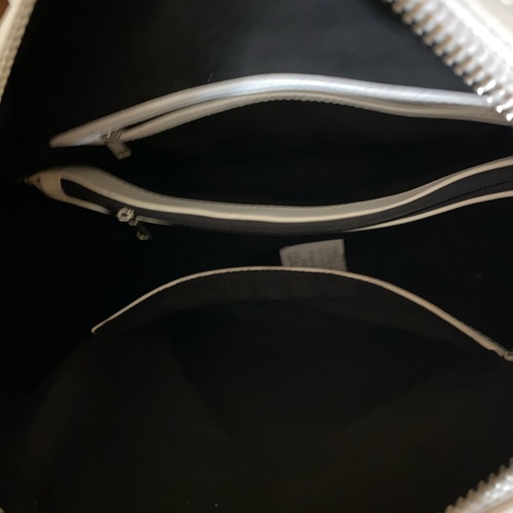 Sassy Jones purse with dust bag - Picture 16 of 16